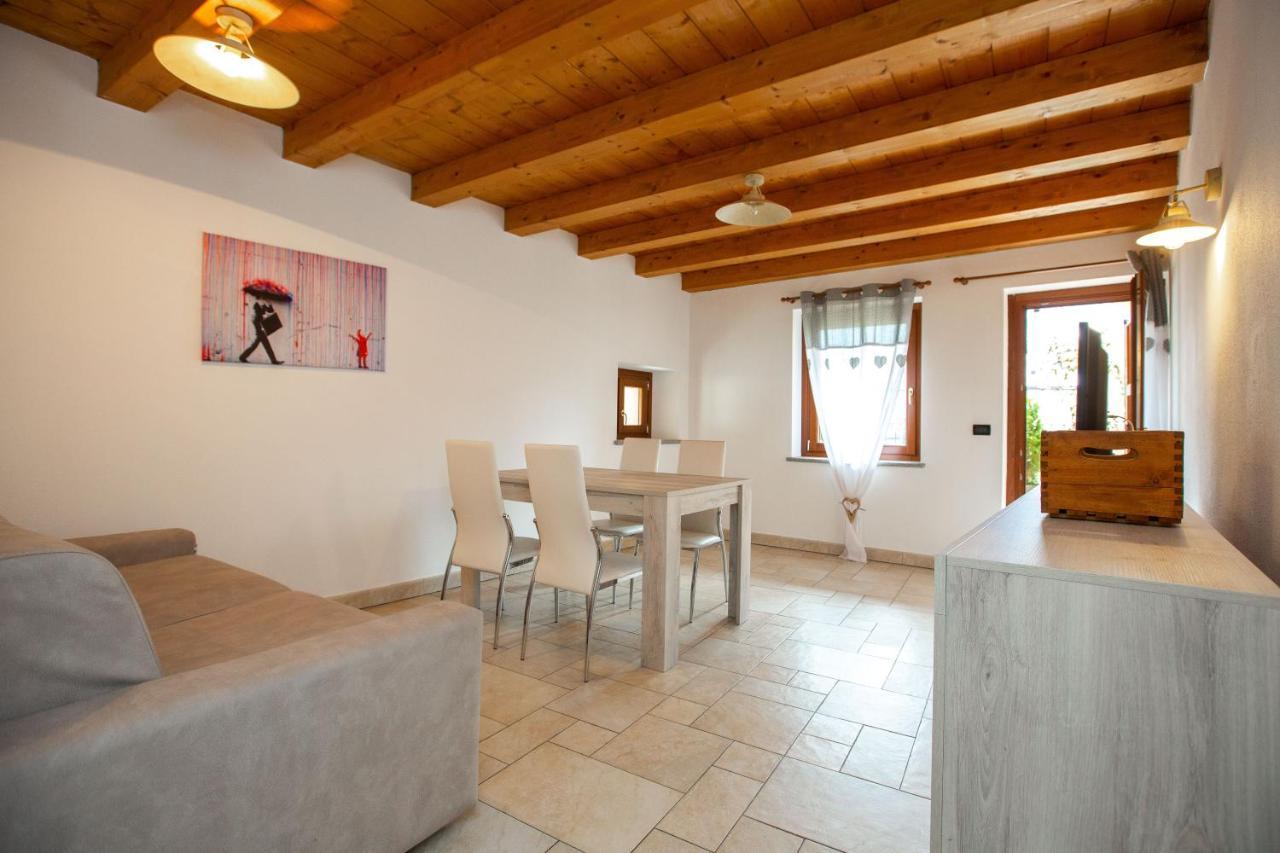 Appartement Studio Aubert à Aoste Extérieur photo